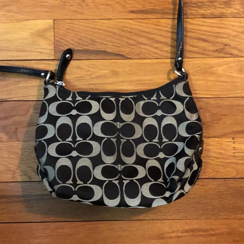 Coach Purse with Adjustable Strap - Picture 2 of 3